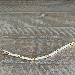 Elegant Gold and Silver Women's Bracelet